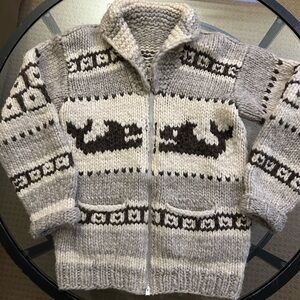 1960 Cowichan hand knit sweater whale theme